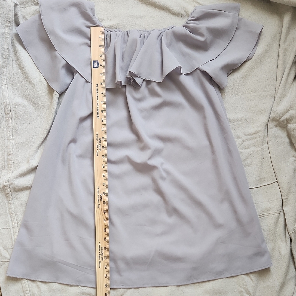 Off-Shoulder Ruffle Dress in Light Gray - Picture 3 of 6